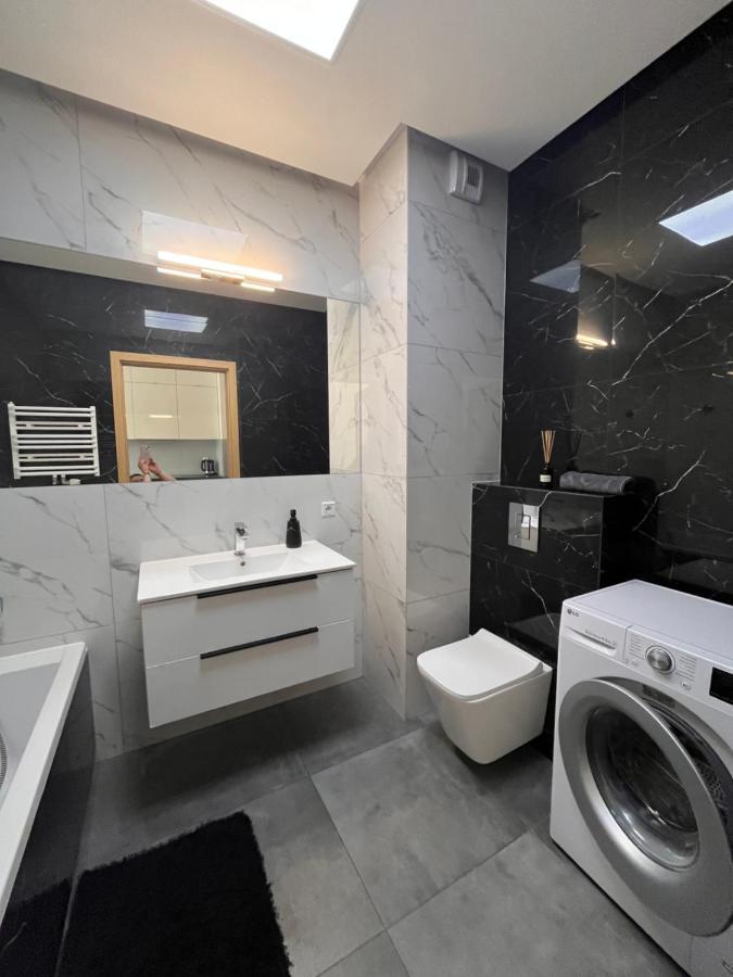 Relax Apartments - Gdansk Central & Parking מראה חיצוני תמונה