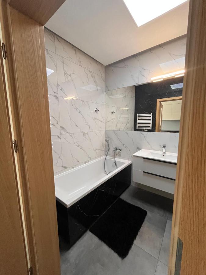 Relax Apartments - Gdansk Central & Parking מראה חיצוני תמונה